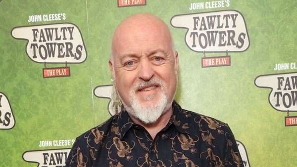 Bill Bailey recalls buying owl at restaurant in China and setting it free