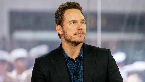 Chris Pratt says Americans need to 'come back together after the election'