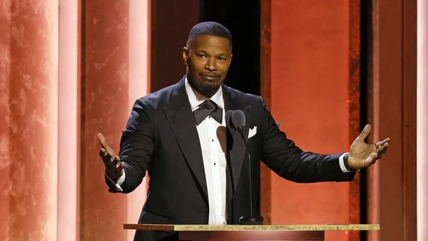 Jamie Foxx injured at birthday dinner after glass thrown at his table