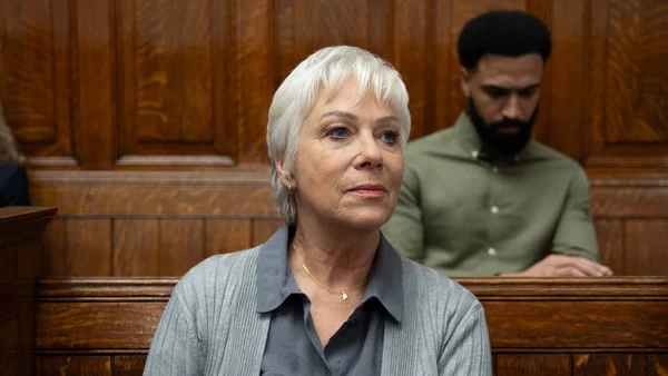 Denise Welch back in the soaps as Emmerdale juror