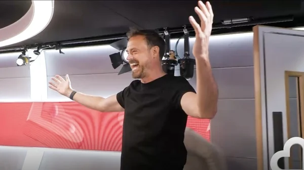 TV and radion presenter Jamie Theakston says he is 'cancer free'