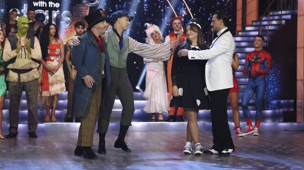 Elaine Crowley eliminated from Dancing With The Stars