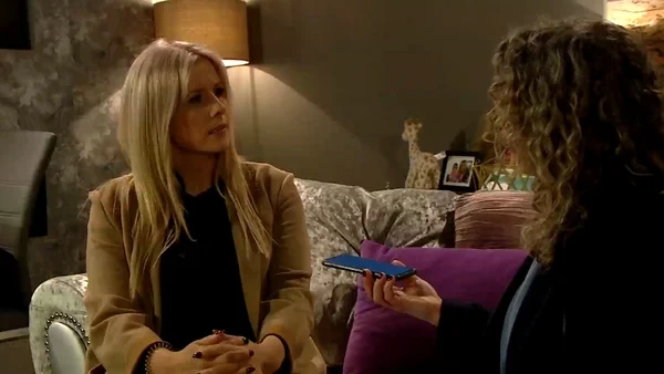 Sash has a trick up her sleeve in Tuesday's Fair City