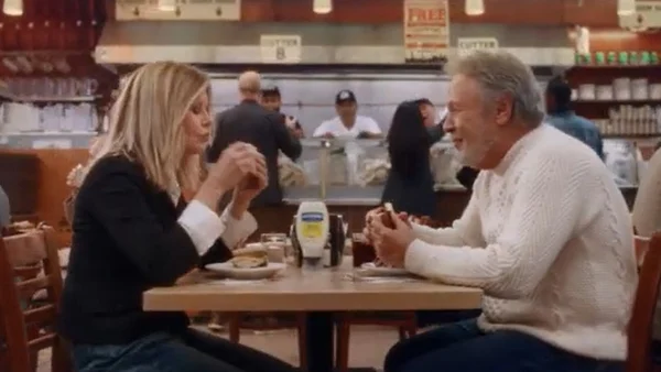 Meg Ryan and Billy Crystal reunite in that diner for Super Bowl ad