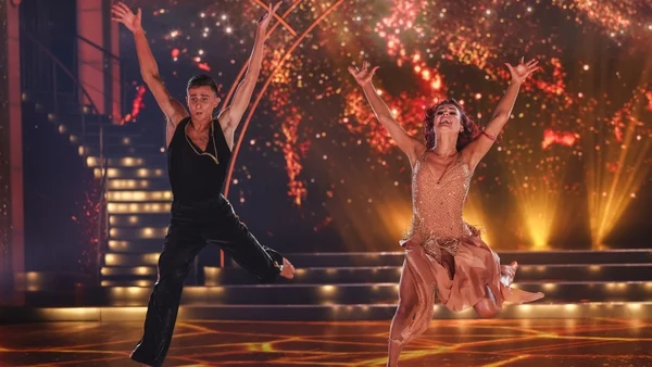 Watch: Jack Woolley scores first perfect 40 this season on Dancing with the Stars